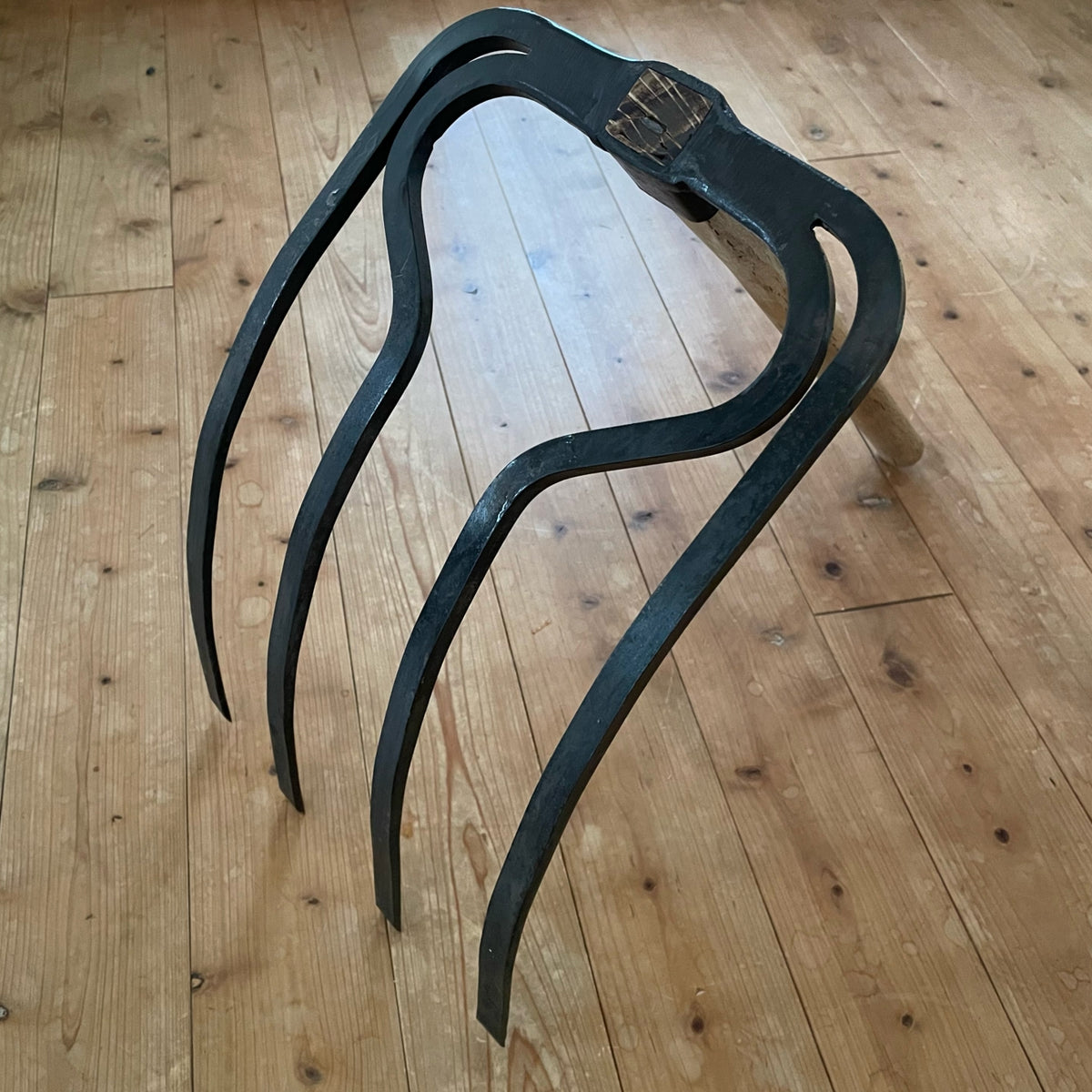 E36A3383-0905-4582-99E6-